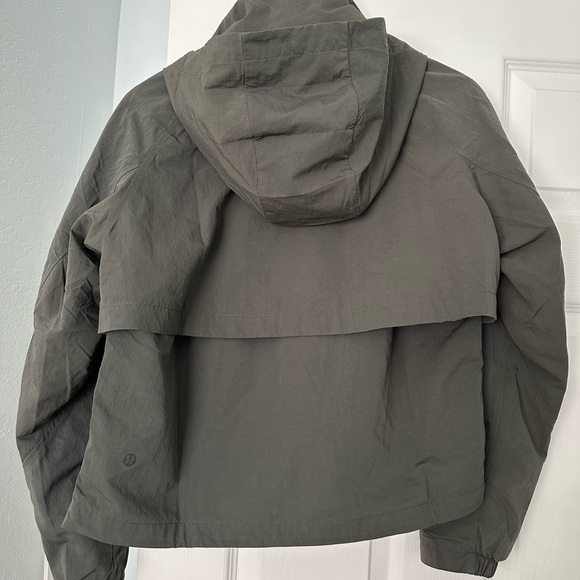 Lululemon Always Effortless Jacket - Picture 4 of 5
